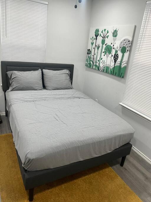 Cozy 1 Bed Close To Downtown Houston Exterior photo