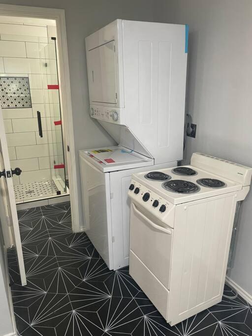 Cozy 1 Bed Close To Downtown Houston Exterior photo